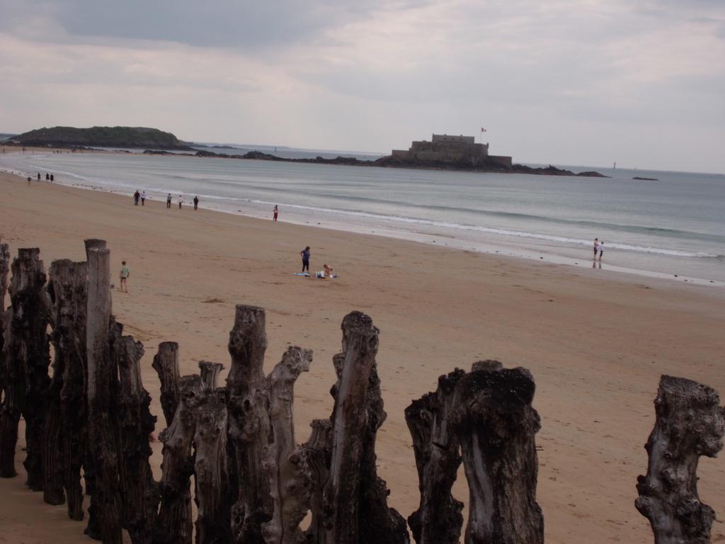 Ibis Saint Malo Plage Hotel Exterior photo